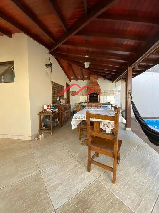 Imagem Casa para Venda em Hortolândia, Jardim São Camilo, 2 dormitórios, 3 banheiros, 4 vagas