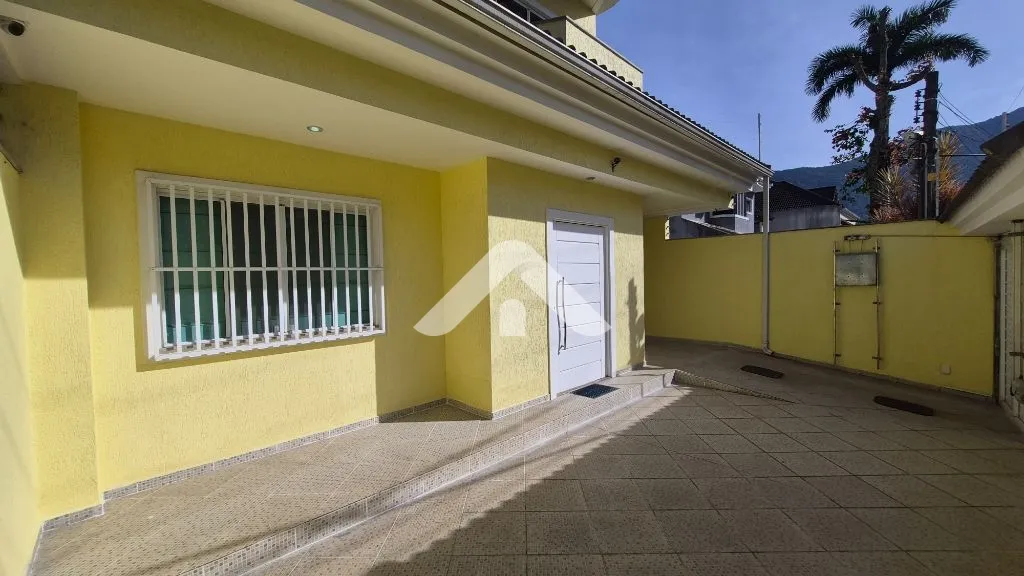Imagem Casa à venda em Vargem Pequena - 201m², 4 quartos (1 suíte) | Condomínio Paraíso Classe A