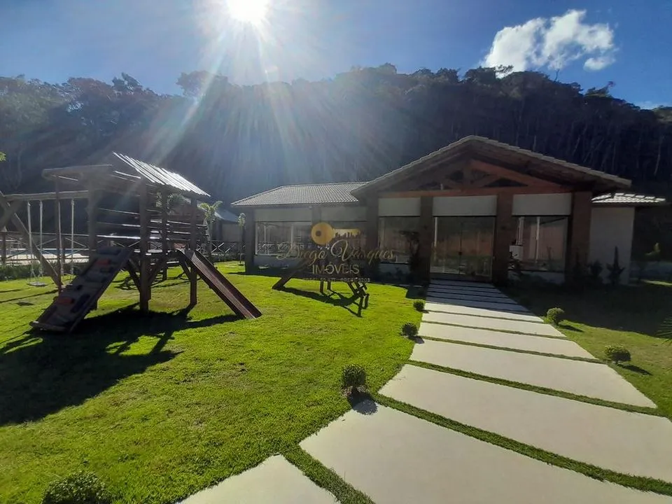 Imagem Terreno em Condomínio para Venda em Teresópolis / RJ no bairro Prata