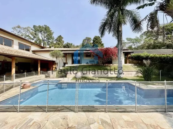 Imagem Casa Alto Padrão na Fazendinha Granja Viana