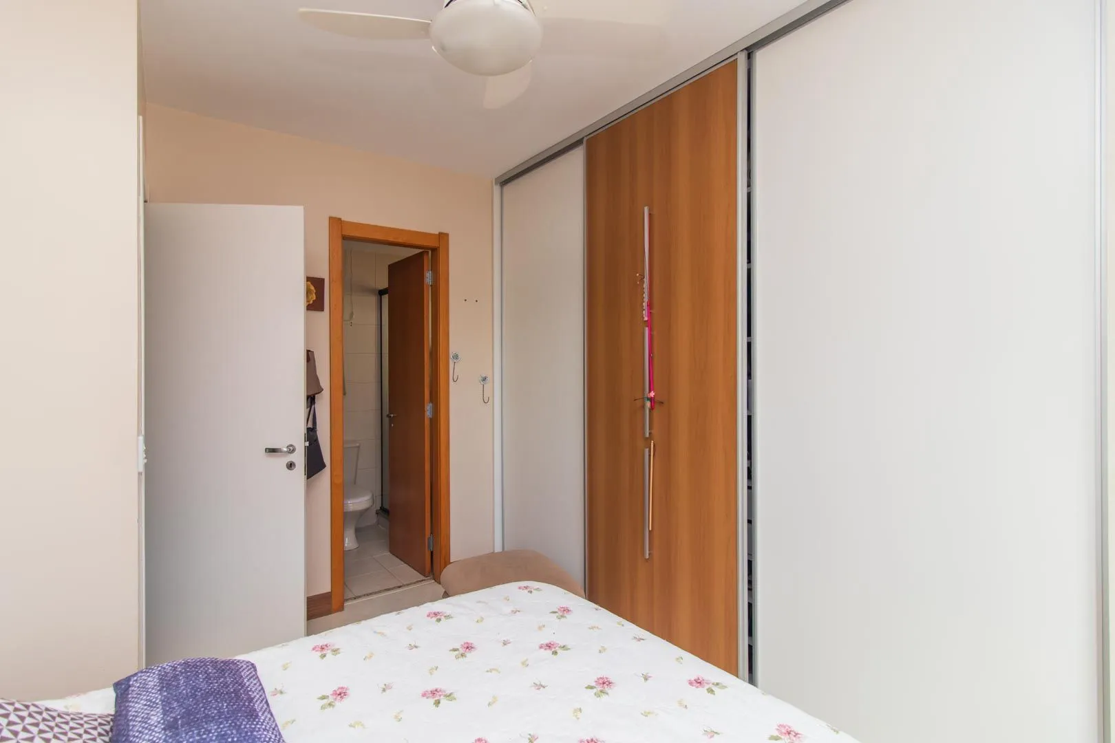 Imagem Apartamento para Venda - 93.43m², 3 dormitórios, sendo 1 suites, 2 vagas - Teresópolis