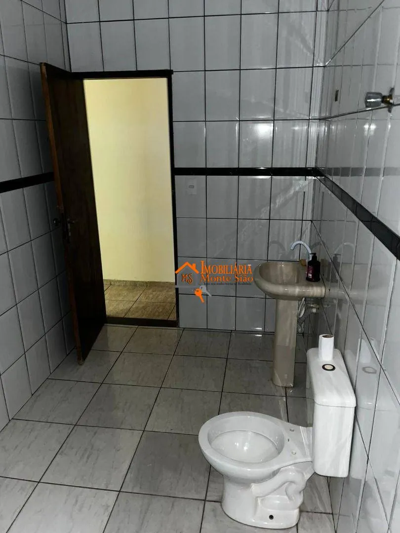 Imagem Sobrado com 3 dormitórios à venda, 260 m² por R$ 440.000 - Jardim Fortaleza - Guarulhos/SP
