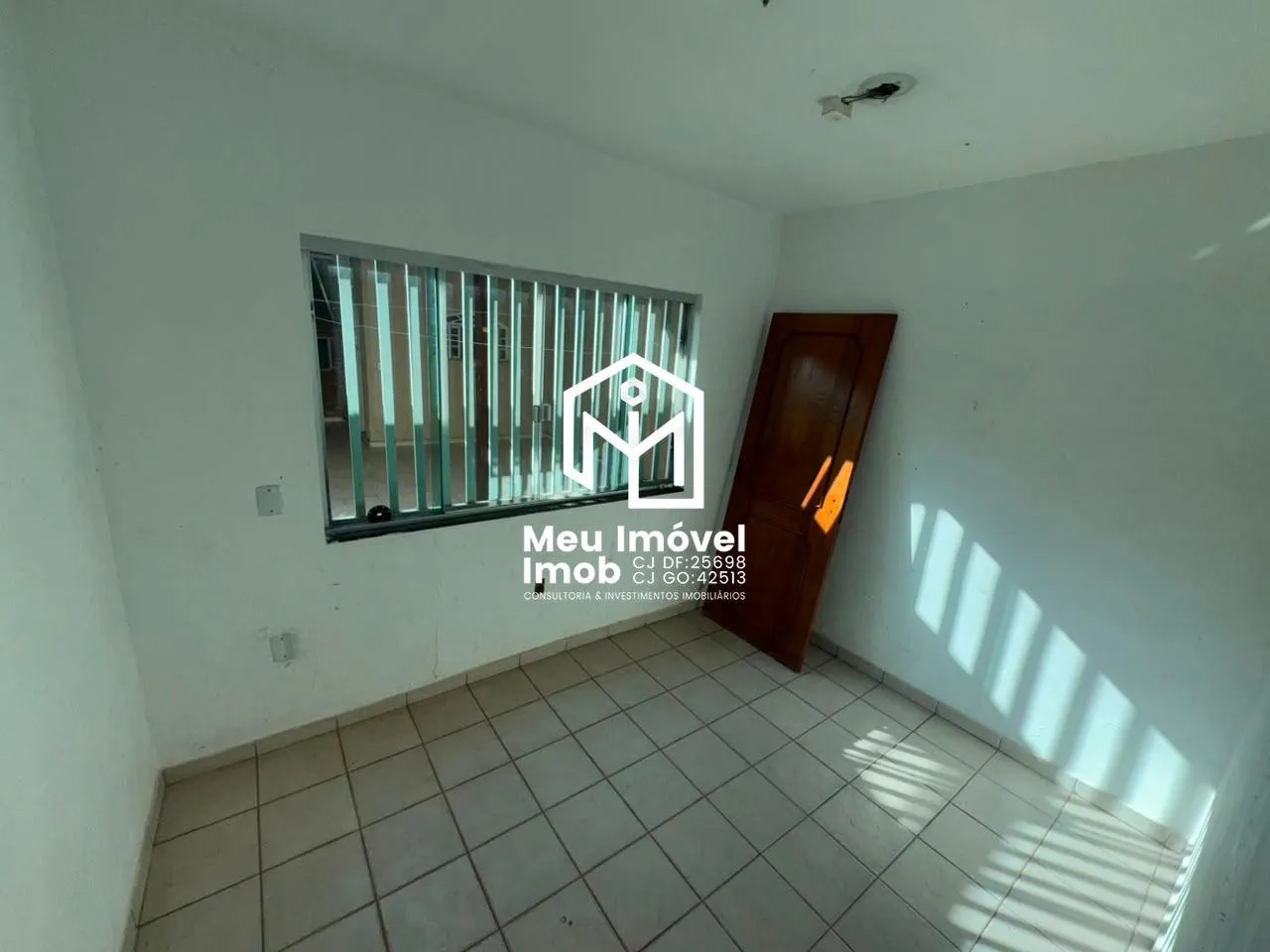 Imagem Casa 4 Quartos 2 Suítes 4 Vagas 340m² Taguatinga Norte/DF