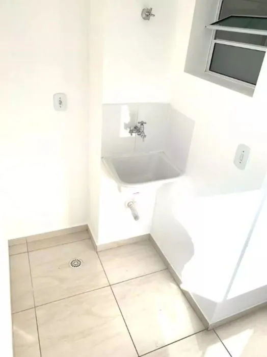 Imagem Studio para locação, 25 m² ao lado do metrô Guilhermina!