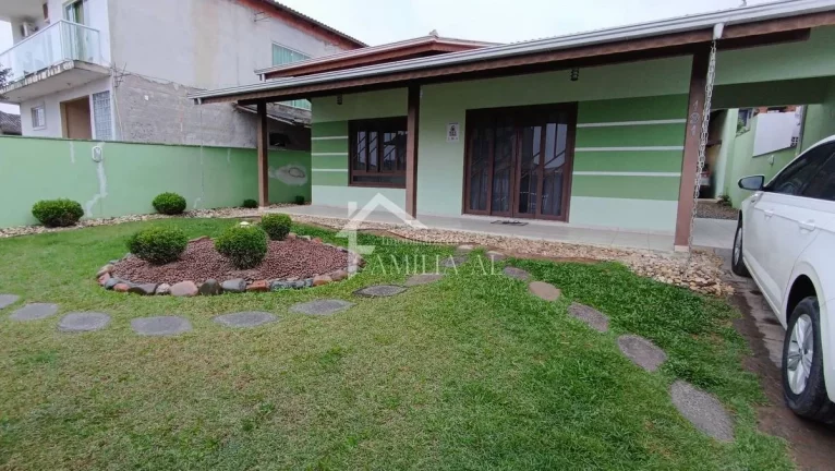 Imagem CASA 100% AVERBADA COM PISCINA NO JOÃO COSTA