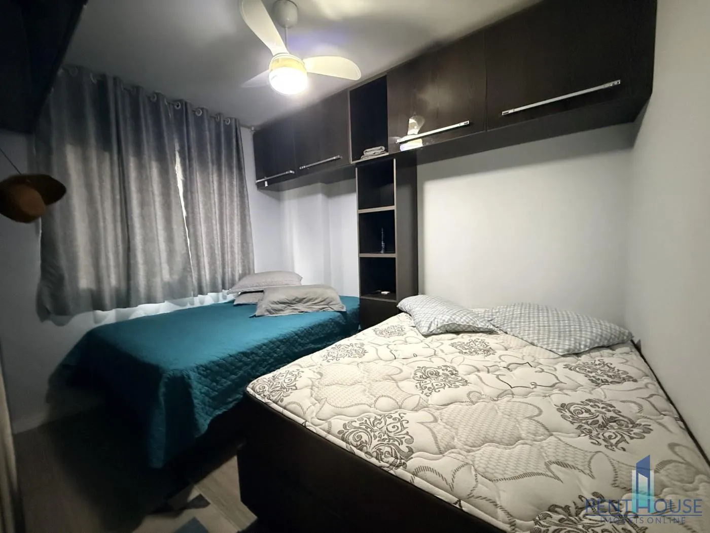 Imagem Apartamento com Terraço para Venda em Balneário Camboriú, CENTRO, 2 dormitórios, 1 banheiro, 1 vaga