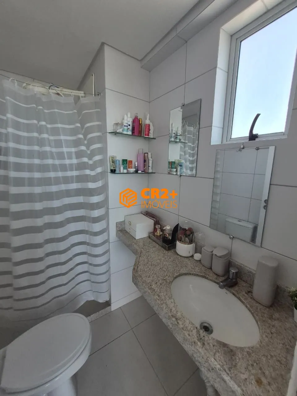 Imagem Apartamento Mobiliado na Barra de Jangada - 70m2 - 03 Quartos - 01 Suite