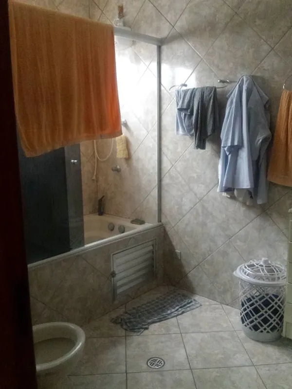 Imagem Comercial à venda 2 Quartos, 2 Suites, 360M², Centro, Pindamonhangaba - SP