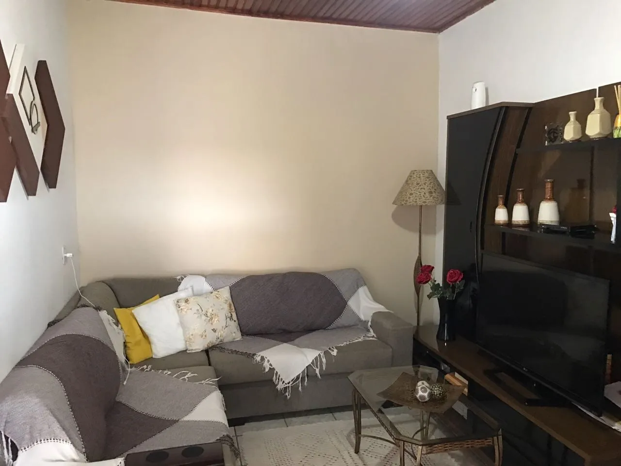 Foto do imóvel Casa à venda 1 Quarto, 1 Suite, 8 Vagas, 250M², Jardim Residencial Alvorada, Potim - SP