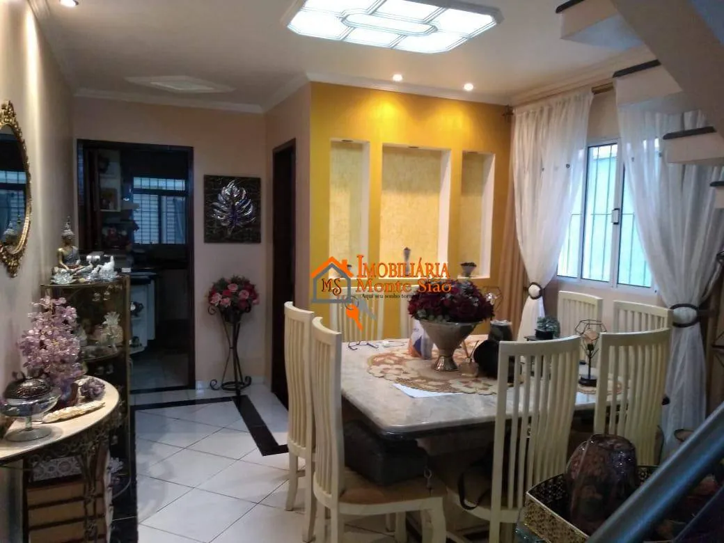 Foto do imóvel Sobrado com 3 dormitórios à venda, 160 m² por R$ 670.000,00 - Jardim Santa Clara - Guarulhos/SP
