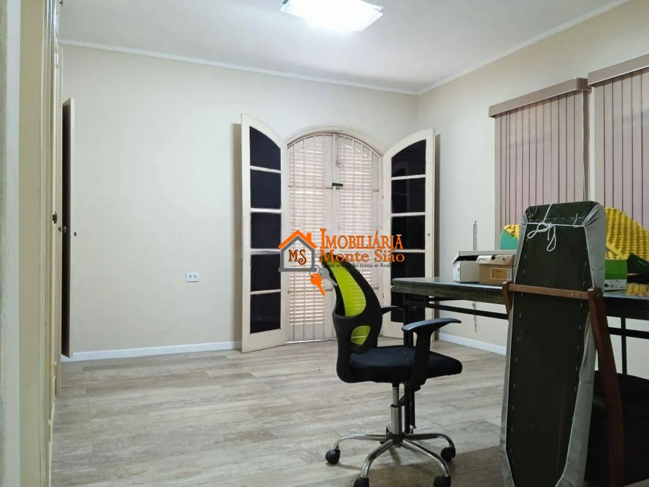 Imagem Sobrado para alugar, 190 m² por R$ 10.234,00/mês - Jardim Santa Francisca - Guarulhos/SP