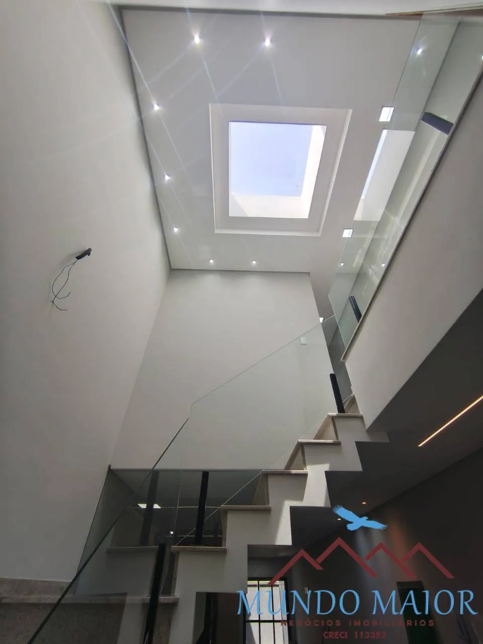 Imagem SOBRADO NOVO DE LUXO 150m² Pé Direito Duplo Acabamento Premium Oratorio !!