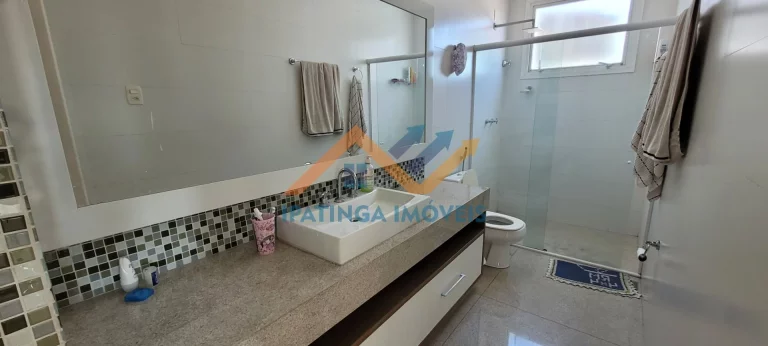 Imagem Casa de 4 quartos e 3 vagas de garagem no Imbaúbas