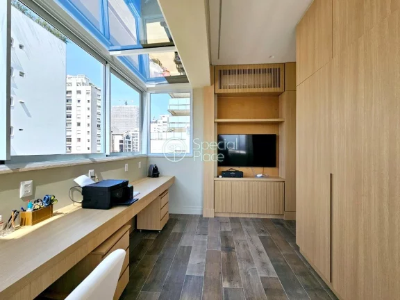 Imagem Vila Nova Conceição Cobertura à Venda Recém Reformada pelo escritório de arquitetura Fernanda N...