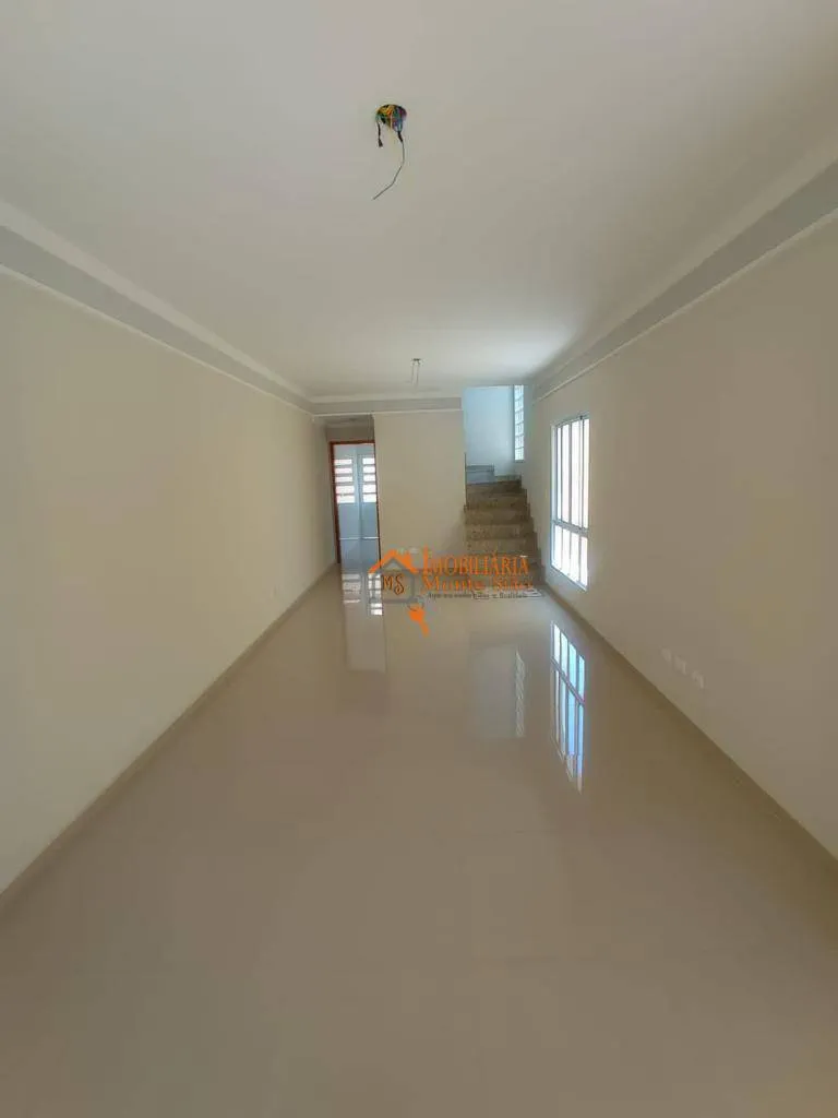 Foto do imóvel Sobrado com 3 dormitórios à venda, 125 m² por R$ 790.000,00 - Vila Maranduba - Guarulhos/SP