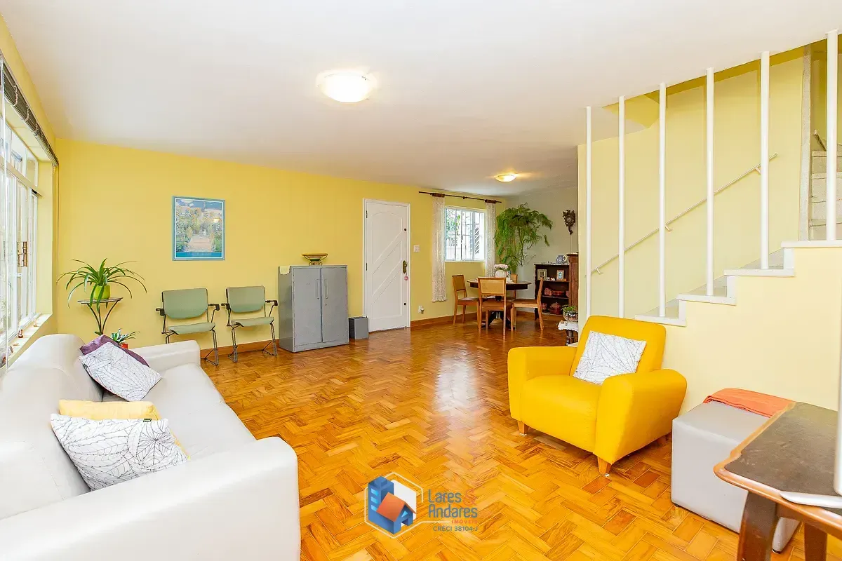 Imagem Sobrado para venda em Vila Cruzeiro com 4 quartos, 212m²