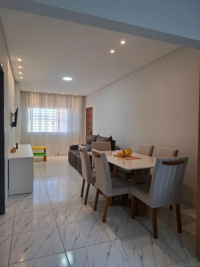 Imagem LINDA CASA, 4 DORMS C/2 SUÍTES, 4 VAGAS, PISCINA