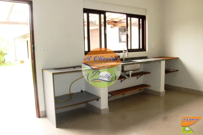 Imagem Casa 04 Dormitorios ( sendo 04 suite ) - Terreno 351 Metros Quadrados - 120 Metros da Praia - Pereque Açú