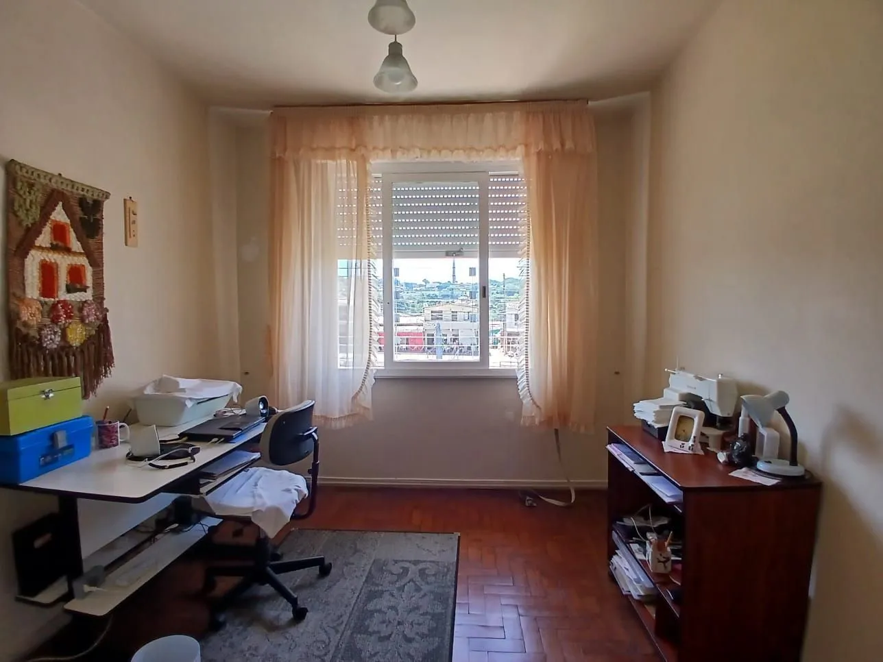 Imagem Casa com 03 dormitorios e amplo jardim no bairro Santa Tereza /RS