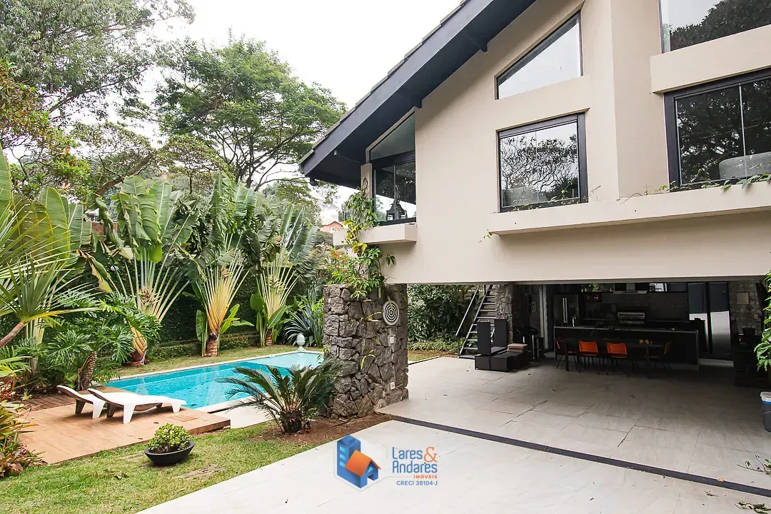 Imagem Sobrado para venda em Jardim Virginia Bianca com 4 quartos, sendo 3 suítes, 312m²
