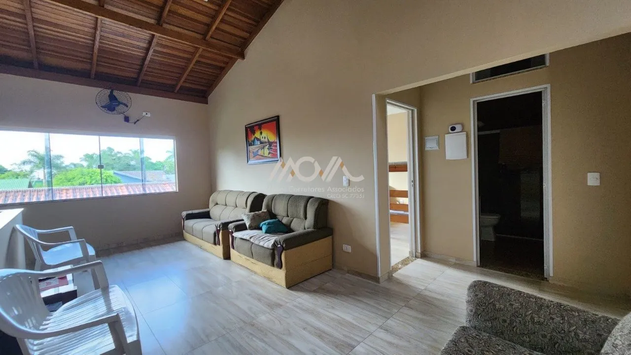 Imagem Casa com piscina à venda no bairro Bamerindus ? Quadra do mar
Excelente oportunidade para morar ou ...