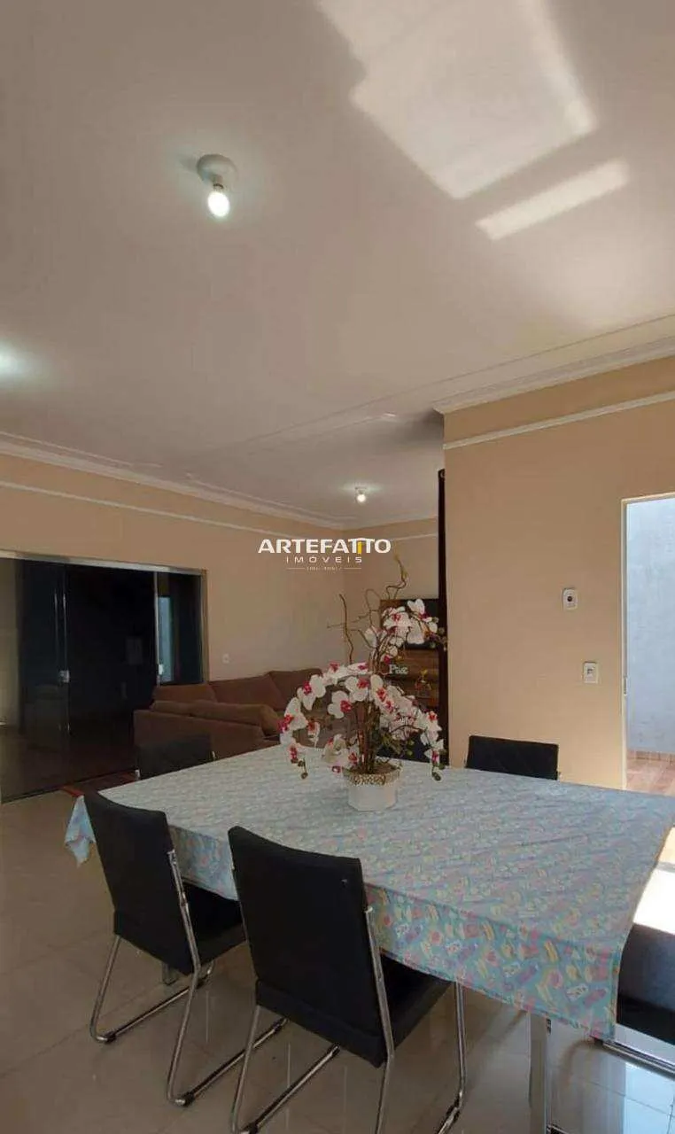 Foto do imóvel Casa à venda em Franca, Parque Vicente Leporace I, com 3 quartos, 156m2