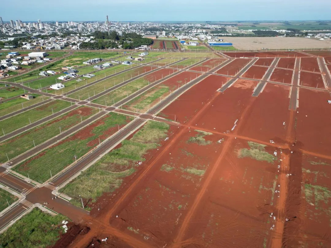 Imagem Terreno em Cascavel com infraestrutura completa - Oportunidade de investimento! Bairro Brazmadeira - Cascavel