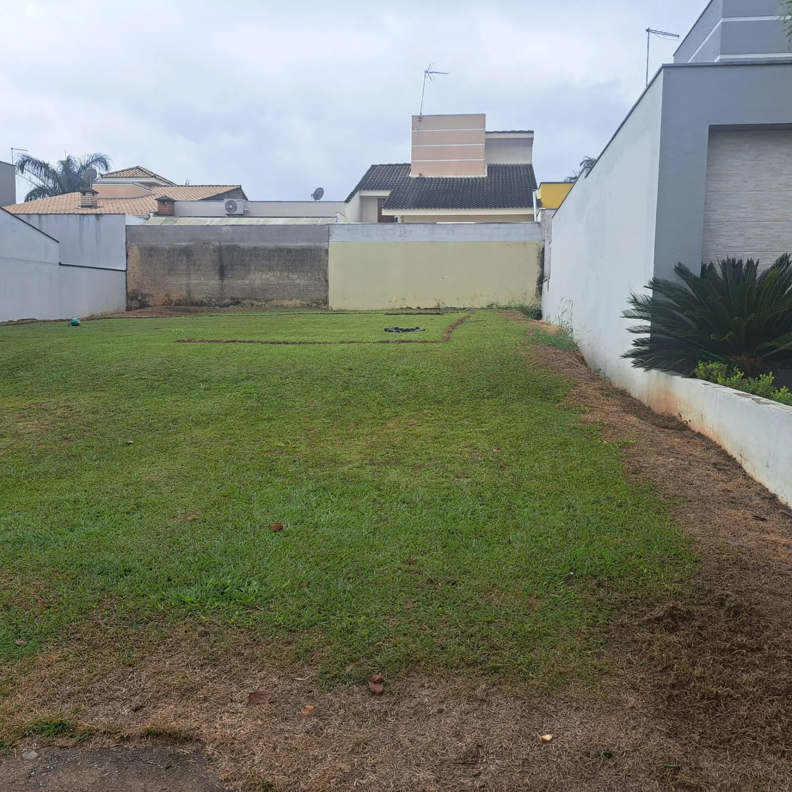Imagem Terreno de 154m² à Venda no Condomínio Horto Florestal II