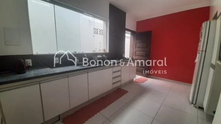 Imagem Casa à Venda 4 Quartos e 2 suítes - Jardim Paraíso - 266 m²