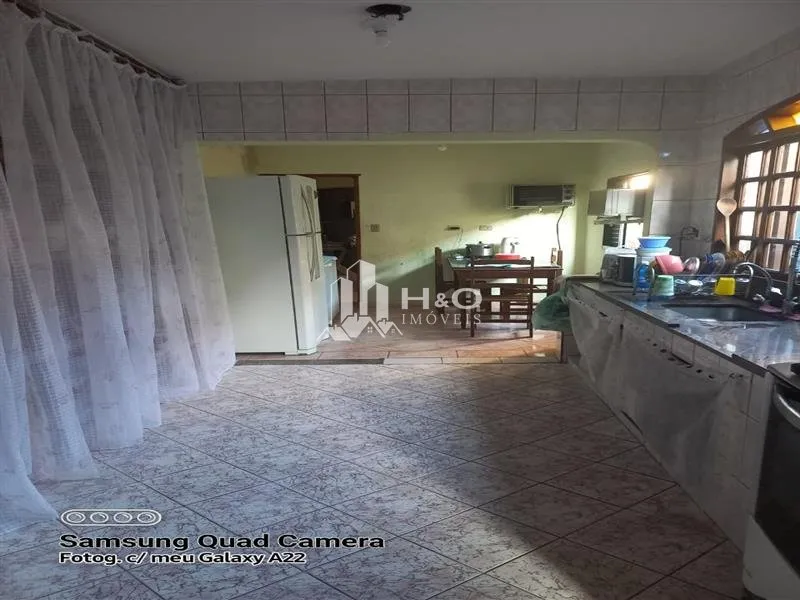 Imagem Oportunidade Sobrado à Venda no Parque Savoy City - 4 Dormitórios, 2 Suítes, Terraço e Quintal Amplo