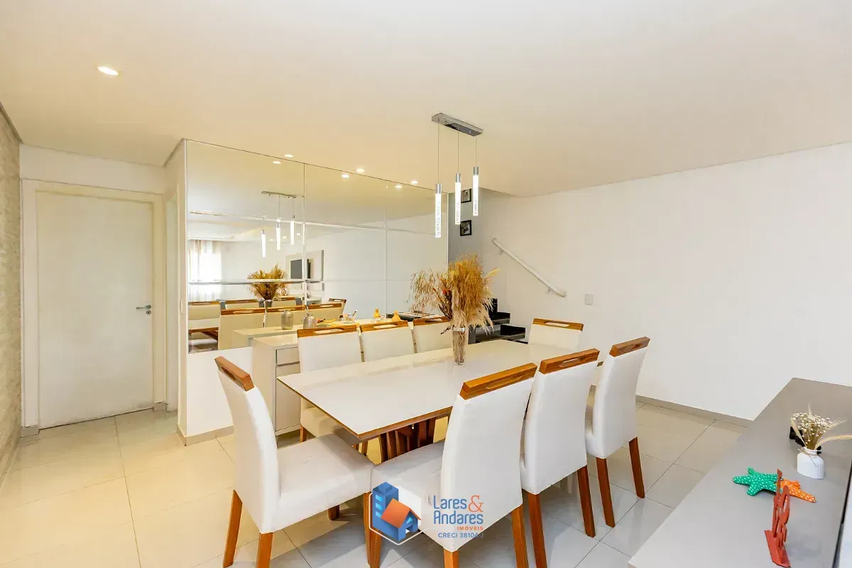 Imagem Casa para venda em Vila Gumercindo com 3 quartos, sendo 3 suítes, 165m²