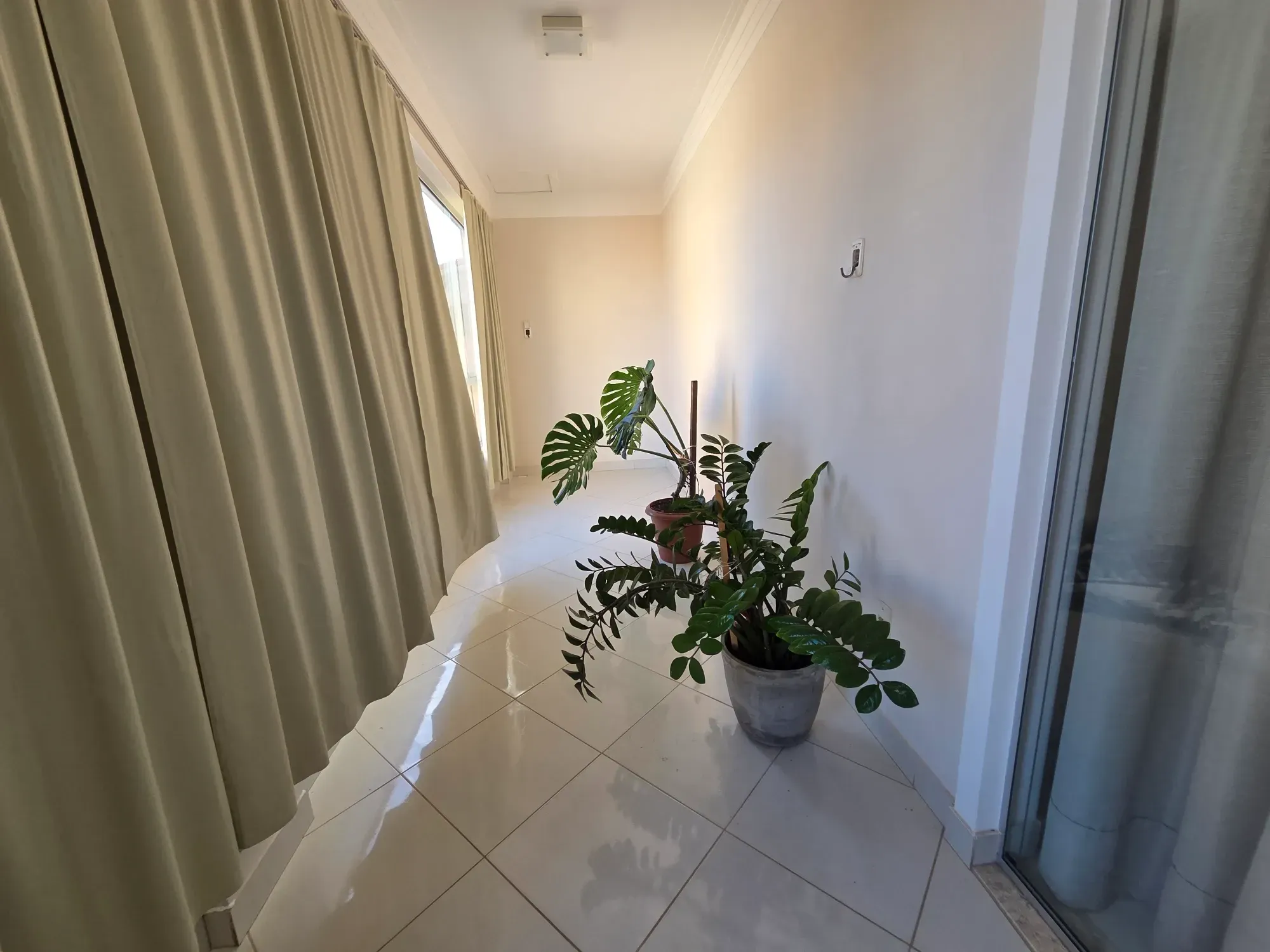 Imagem Casa com 4 Quartos à Venda, 1 m² em Luís Eduardo Magalhães - Simões Filho
