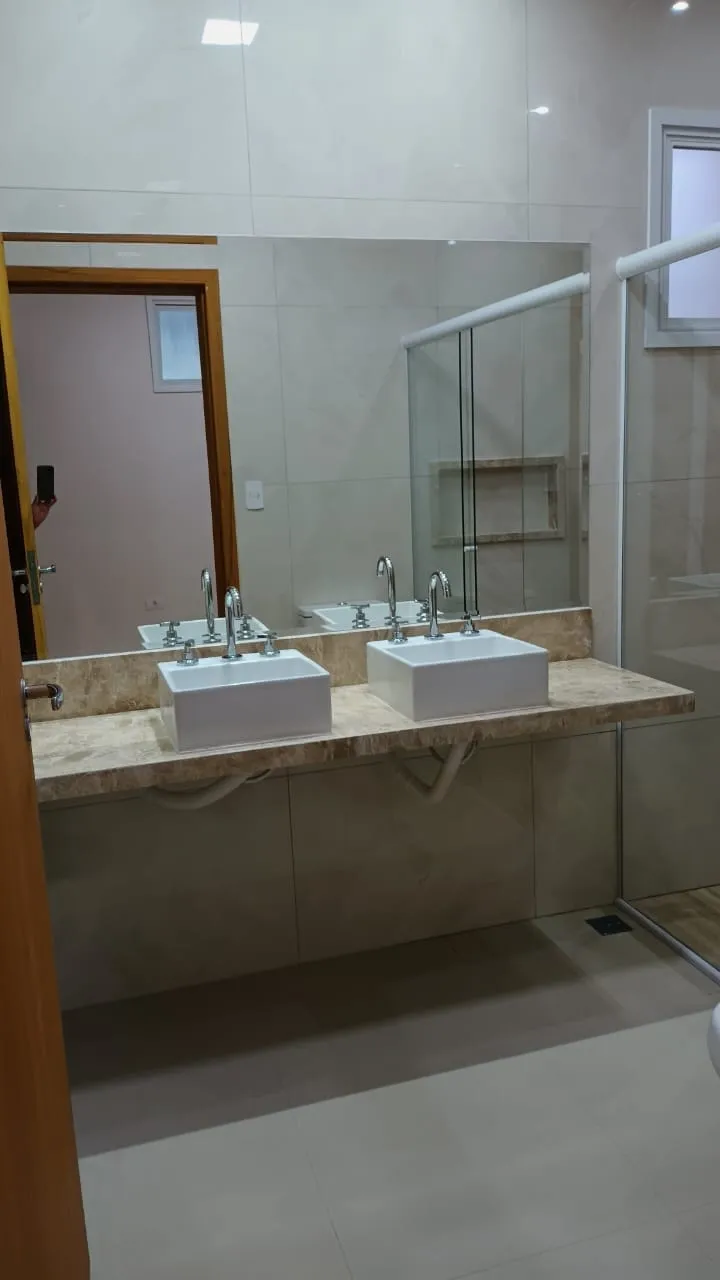 Imagem Casa à venda 3 Quartos, 1 Suite, 4 Vagas, 326M², Piracangaguá, Taubaté - SP | Condomínio Ouroville