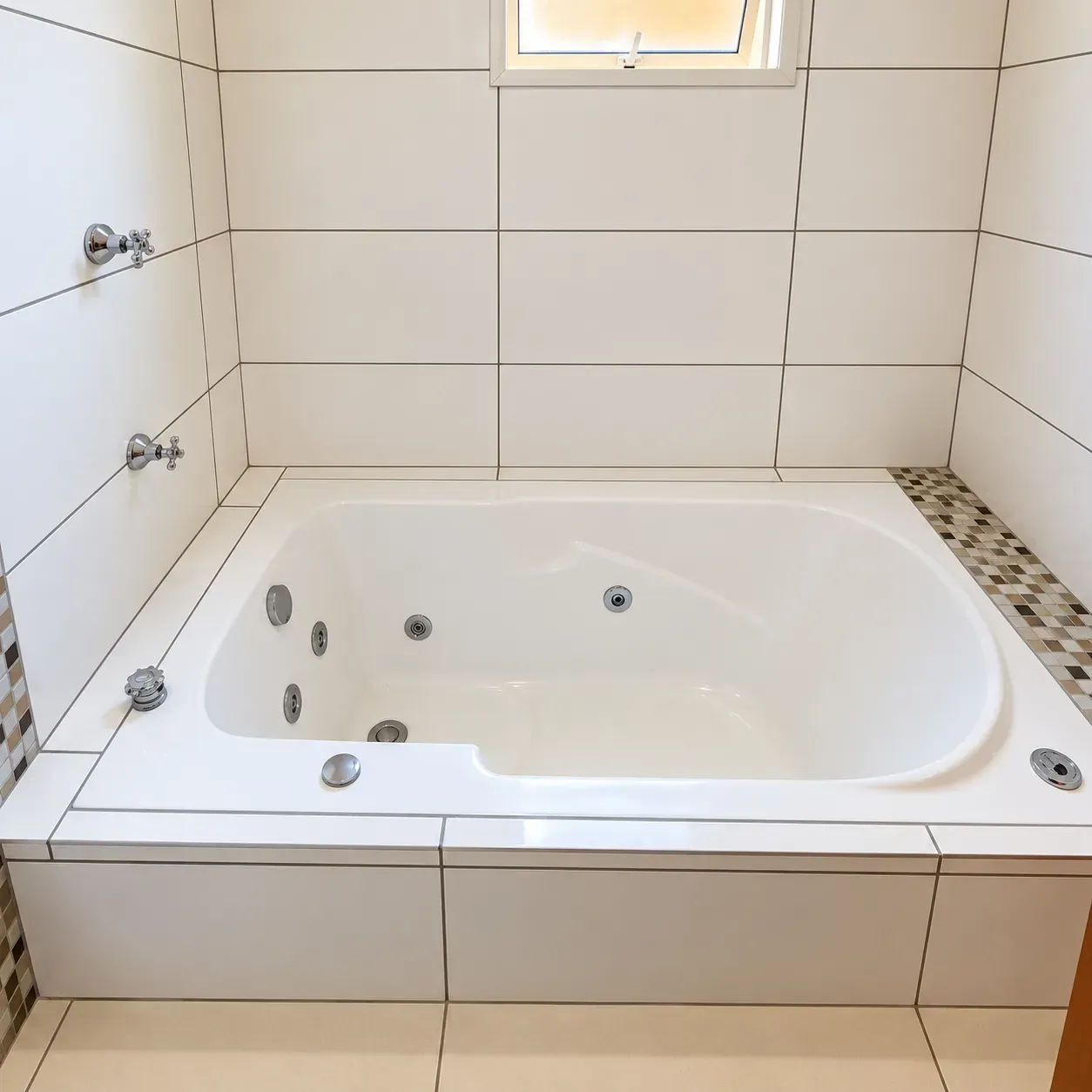 Imagem Casa à venda - Área útil 110 m2 com 3 dormitórios - 2 vagas - Parque Residencial Paraíso - Terra Br