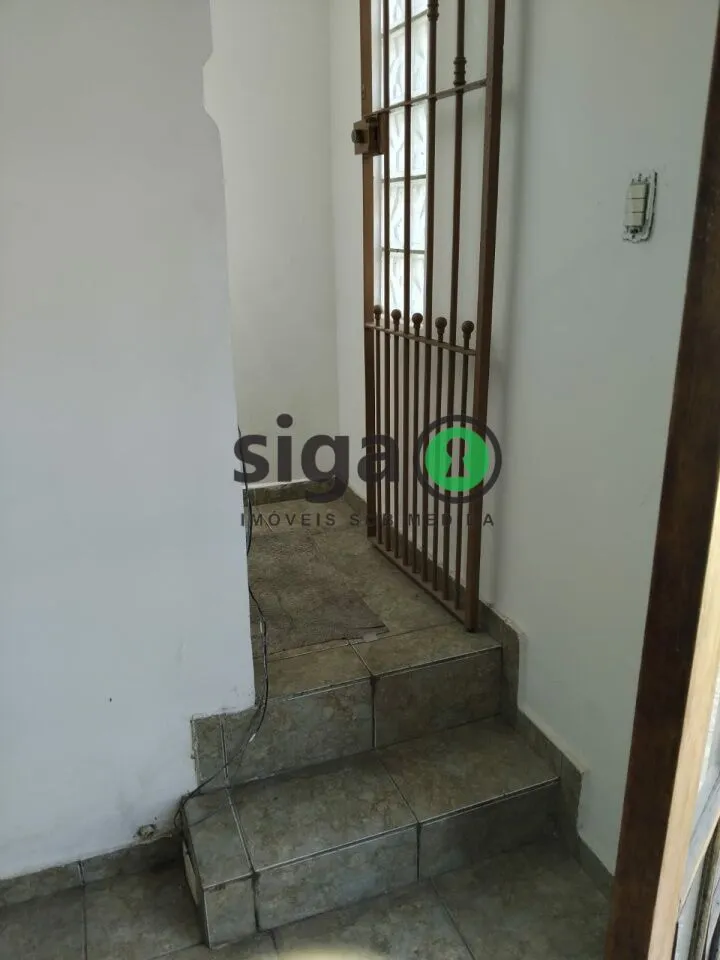 Imagem Sobrado com 4 suítes, terraço gourmet e garagem para 4 carros.