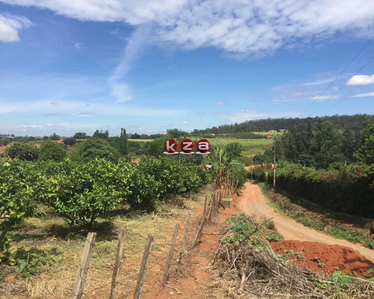 Imagem Sitio à venda em Valinhos-SP: 3 quartos, 1 sala, 2 banheiros, 46.000m² de área no bairro Macuco!