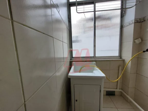 Imagem Apartamento com 2 dormitórios à venda, 70 m² por R$ 270.000,00 - Petrópolis - Porto Alegre/RS