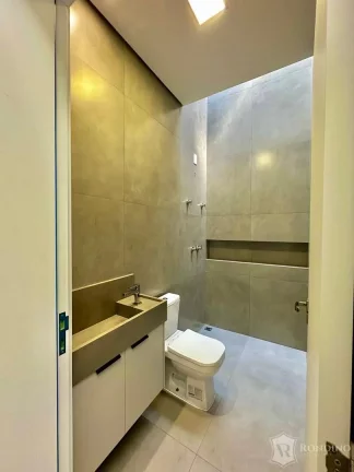 Imagem Casa t?(C)rrea em condomínio Terras de São Francisco, 3 dormitórios e piscina