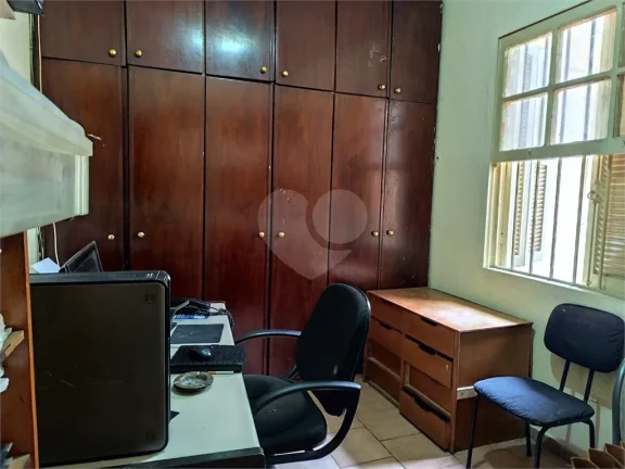 Imagem Sobrado à venda com 6 quartos, sendo 4 suítes, em Butantã, São Paulo - SP
