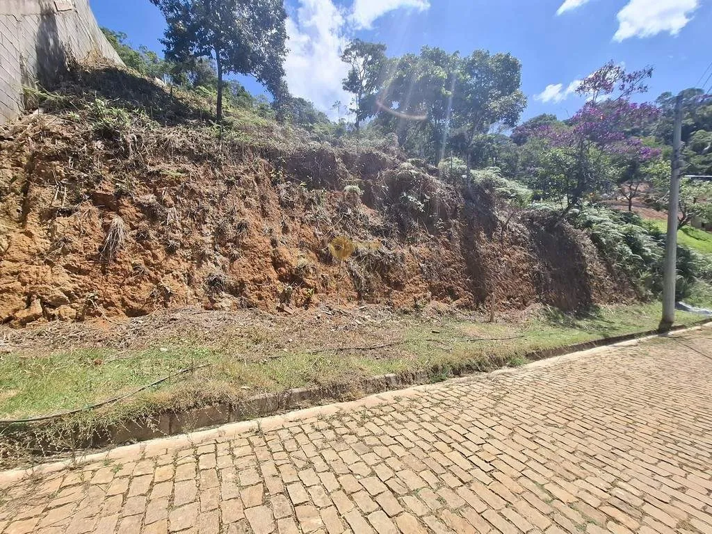 Foto do imóvel Terreno em Condomínio para Venda em Teresópolis / RJ em Estrada Doutor Rogério de Moura Estevão