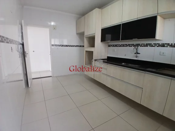 Imagem Apartamento 02 dormitórios dependência de empregada vaga de garagem elevador no Campo Grande - Santos R$ 585.000,00