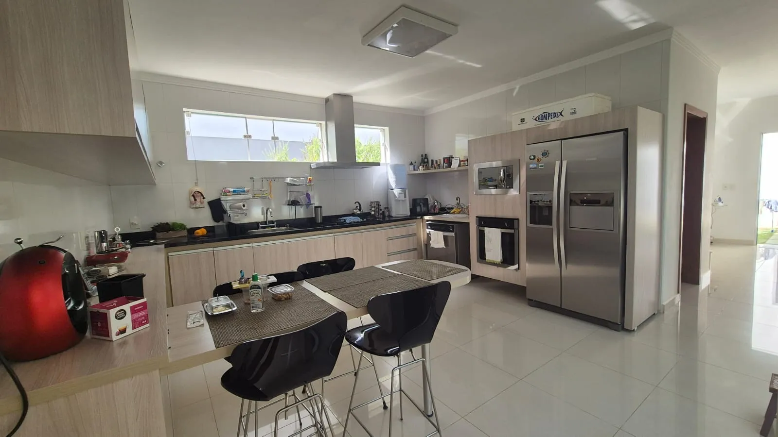 Imagem Casa de Condomínio com 3 Quartos e 4 banheiros à Venda, 448 m² por R$ 3.900.