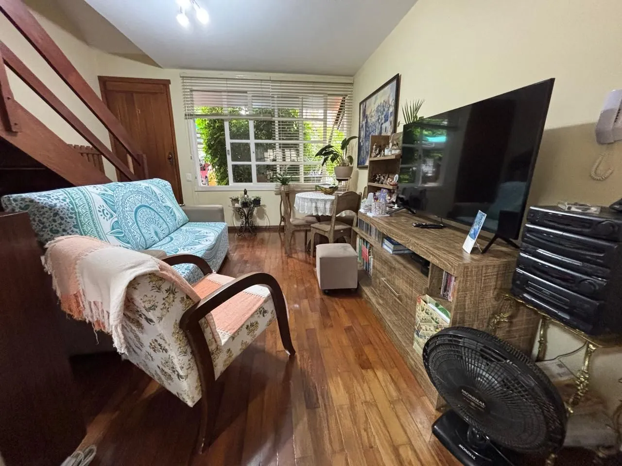 Imagem Excelente Casa 2 Dormitórios em Condomínio Fechado