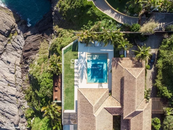 Imagem Luxuosa mansão à beira-mar em Armação dos Búzios-RJ: 10 quartos, 10 suítes, 3 salas, 11 banheiros, 8 vagas de garagem, 1.100m² de área.