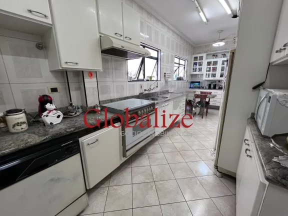 Imagem Sobrado maravilhoso com piscina 4 suítes no bairro do Embaré em Santos por r$ 2.500.000,00
