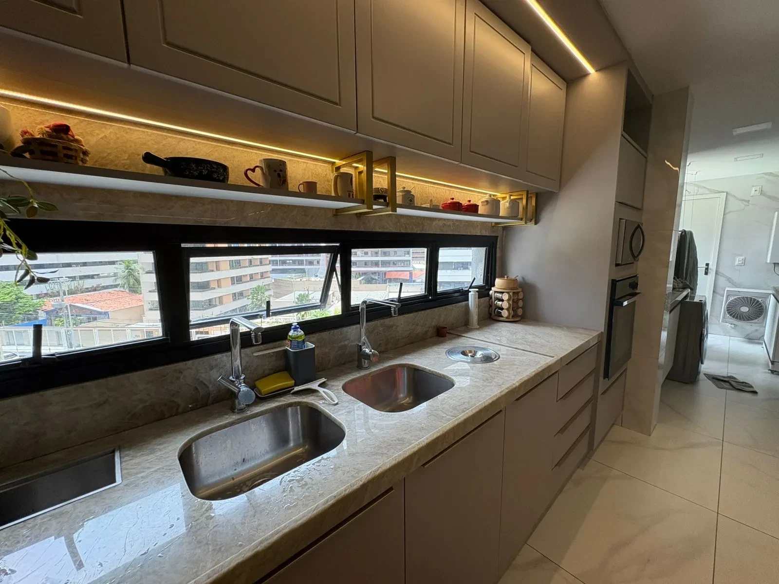 Imagem Apartamento com 3 Quartos à Venda, 225 m² em Meireles - Fortaleza