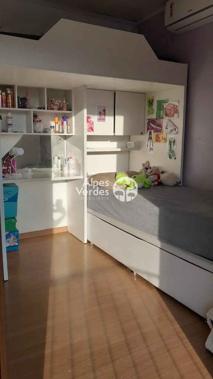 Imagem Vende-se Casa em Canela-RS, no Bairro Maggi, com 2 quartos