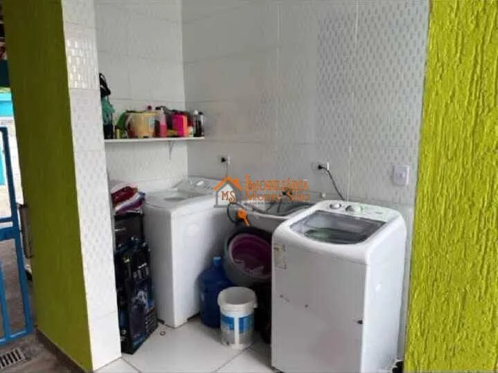 Imagem Sobrado com 3 dormitórios à venda, 200 m² por R$ 630.000,00 - Bonsucesso - Guarulhos/SP