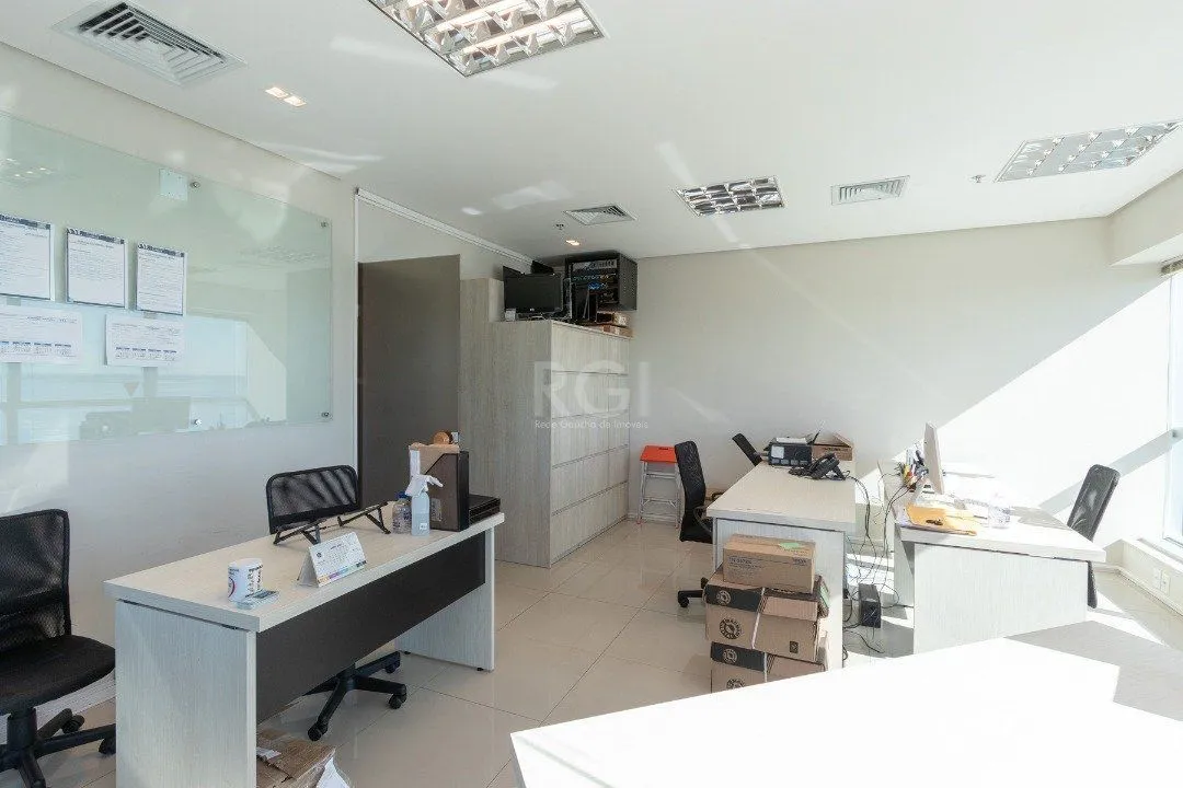 Imagem Conjunto/Sala para Venda - 210m², 0 dormitórios, 5 vagas - Cristal