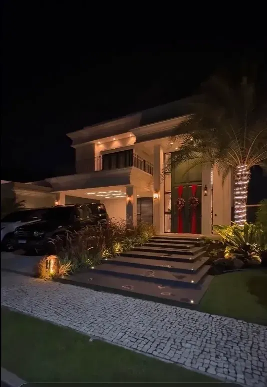 Foto do imóvel Casa de Condomínio com 4 Quartos à Venda, 460 m² em Avenida Nova do Contorno, 2131 - Pires Façanha, Eusébio - CE